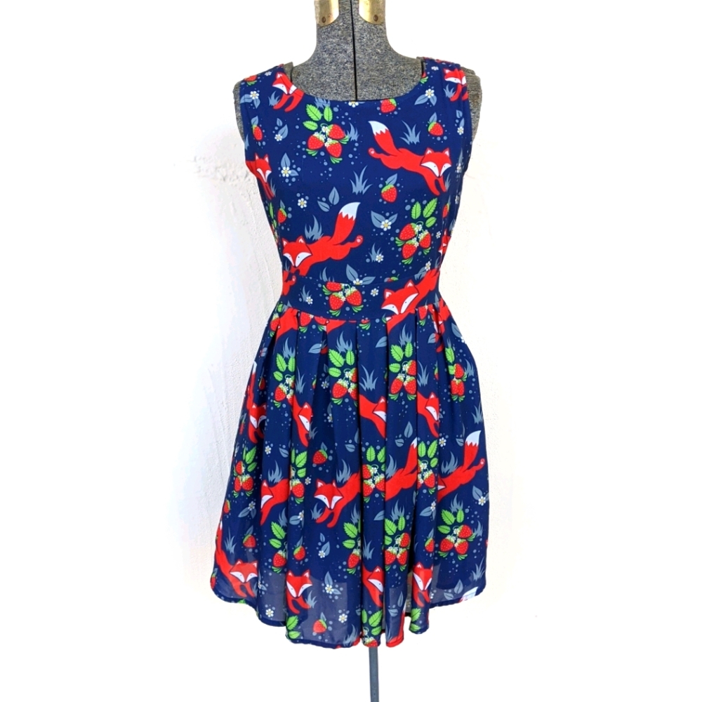 Paper Plane- Strawberry Fox Dress